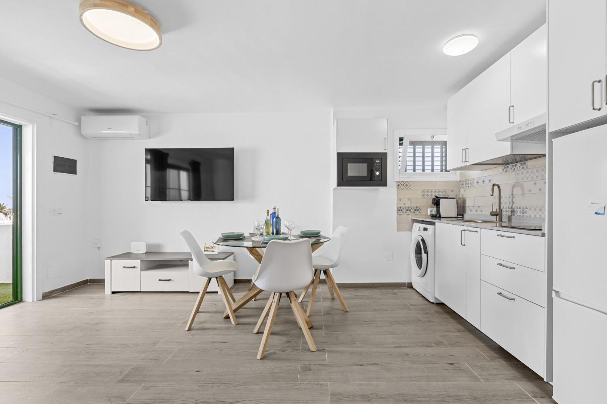 Apartamento Julia Puerto Del Carmen Puerto del Carmen  Buitenkant foto
